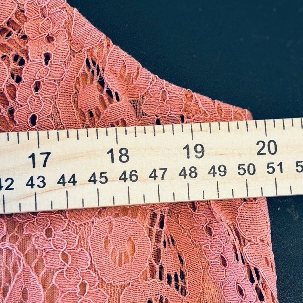 Adiva Crochet Lace Sleeveless Blouse Boho Crochet Scalloped Hem Rust Orange Sz L - Picture 7 of 12